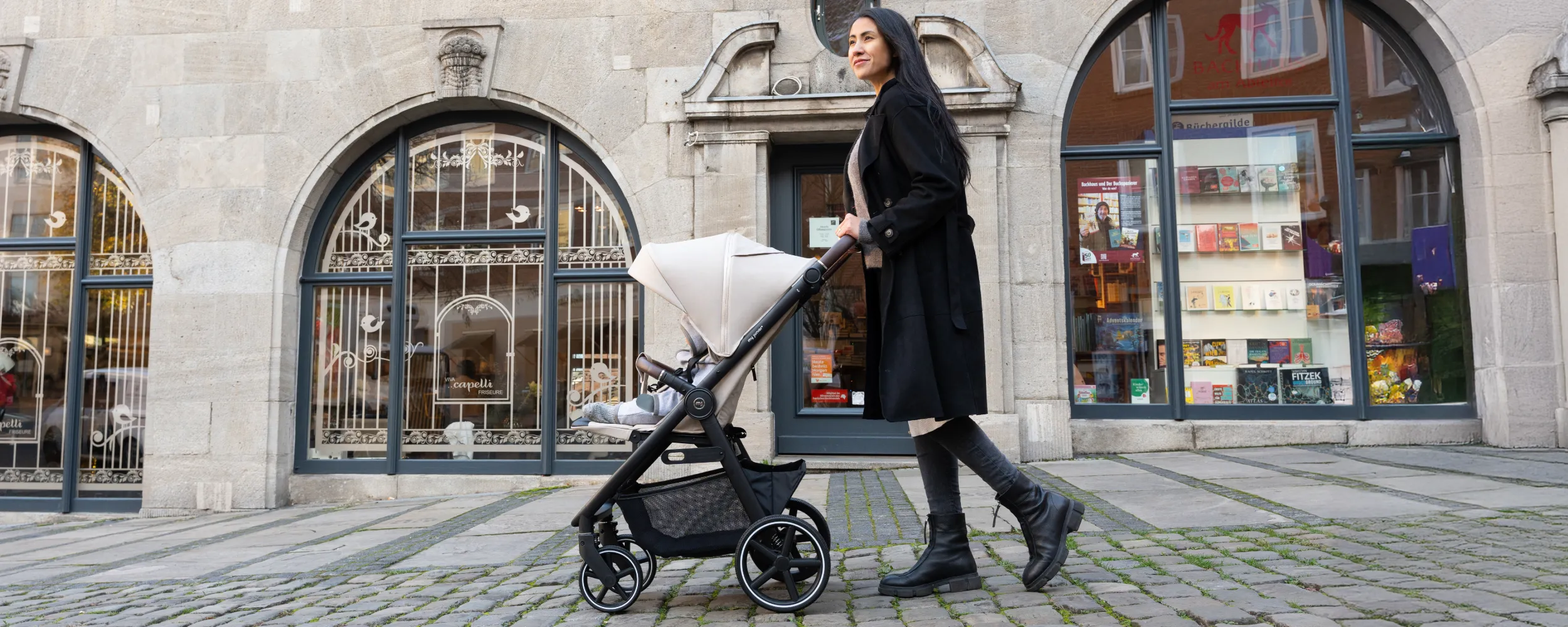 My Junior Kinderwagen Plia2 mit Luftkammerreifen